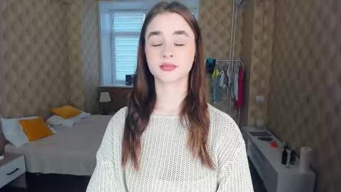 Snapshot of meoww_meows chatting on 10/27/25, 09:24 Julie online show from 10/27/25, 09:24