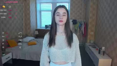 Snapshot of meoww_meows chatting on 11/05/25, 09:20 Julie online show from 11/05/25, 09:20