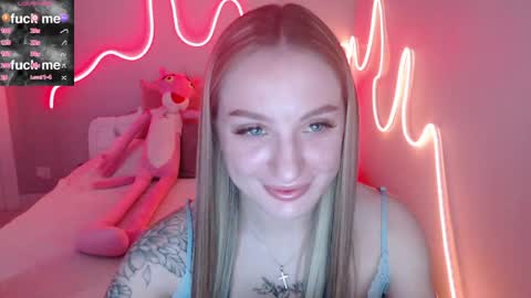 Snapshot of meowwmirra chatting on 05/06/26, 10:42 Mirrra online show from 05/06/26, 10:42
