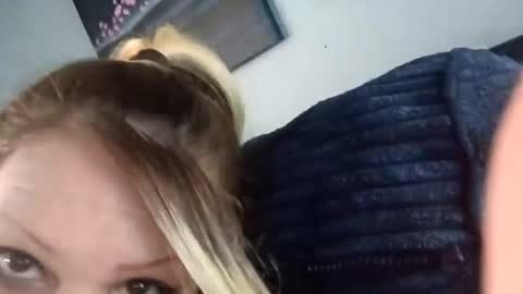meowzers777 online show from 07/11/26, 11:06
