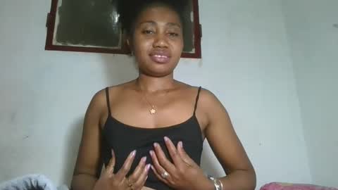 meraldaaaa online show from 09/10/25, 07:58