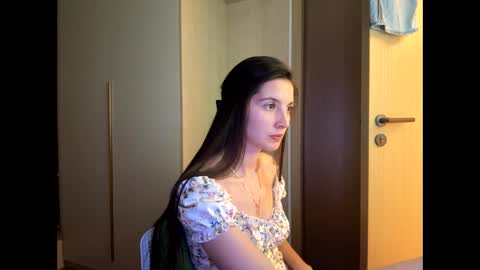LEVA online show from 05/15/26, 02:24