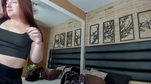 merary_ruiz online show from 09/16/25, 11:55