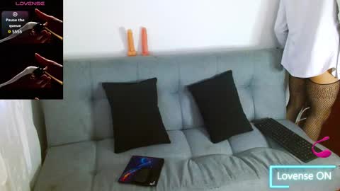 Mercury  independet model online show from 11/22/25, 10:36