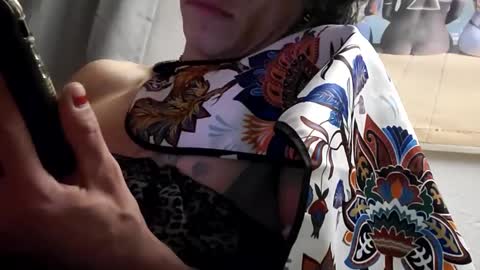 Snapshot of merelyalover chatting on 01/26/25, 12:43 gurlnips online show from 01/26/25, 12:43