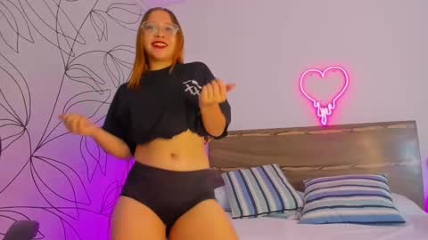 Snapshot of merida06 chatting on 10/23/25, 02:44 merida06 online show from 10/23/25, 02:44