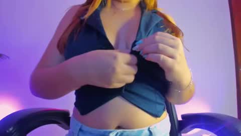 Snapshot of merida06 chatting on 11/08/25, 03:18 merida06 online show from 11/08/25, 03:18