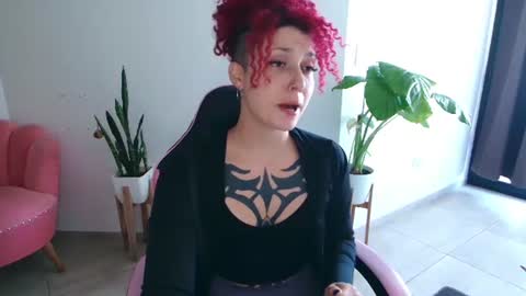 Snapshot of merida__freckles chatting on 06/20/26, 06:11 Miss Freckles online show from 06/20/26, 06:11