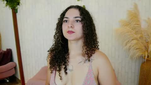 Snapshot of merida_bell18 chatting on 09/13/25, 11:26 Merida Bell online show from 09/13/25, 11:26