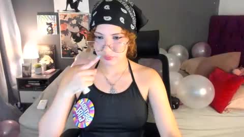 laura 3 i am independent model online show from 07/14/26, 02:27