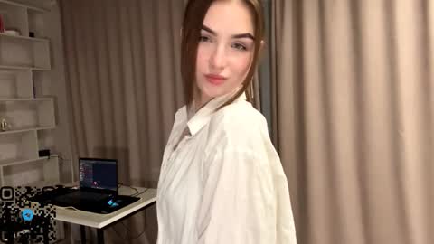 Rina online show from 10/18/25, 06:08