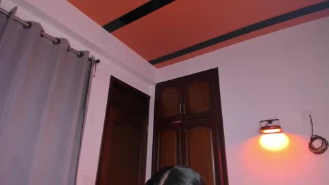 Snapshot of merlia_model chatting on 02/17/26, 03:58 instagram fernandatoloza01 online show from 02/17/26, 03:58