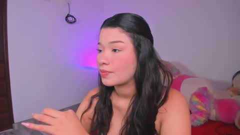 Snapshot of merlia_model chatting on 07/06/26, 04:20 instagram fernandatoloza01 online show from 07/06/26, 04:20