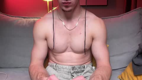 Snapshot of merlin07299 chatting on 10/07/25, 07:55 merlin07299 online show from 10/07/25, 07:55