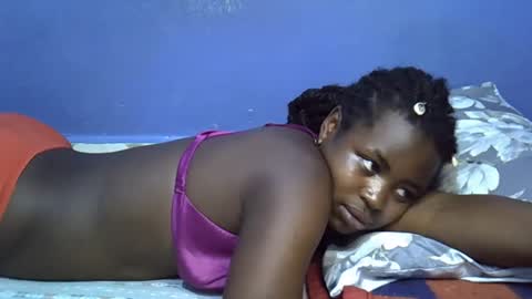 Snapshot of merlin_queen chatting on 11/29/25, 06:55 merlin_queen online show from 11/29/25, 06:55