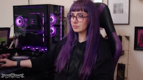 Snapshot of merrickmonroe chatting on 10/10/25, 09:14 merrick monroe online show from 10/10/25, 09:14