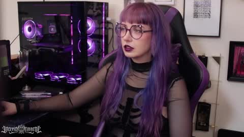 Snapshot of merrickmonroe chatting on 10/22/25, 09:03 merrick monroe online show from 10/22/25, 09:03