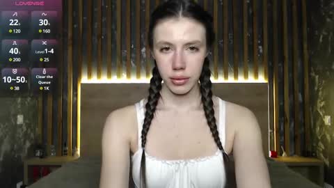 Emilia online show from 01/15/25, 10:02