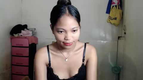 Snapshot of merryrose143 chatting on 06/01/26, 06:20 merryrose143 online show from 06/01/26, 06:20