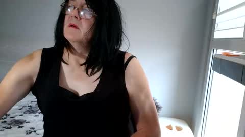 mery3881 online show from 11/30/25, 12:20