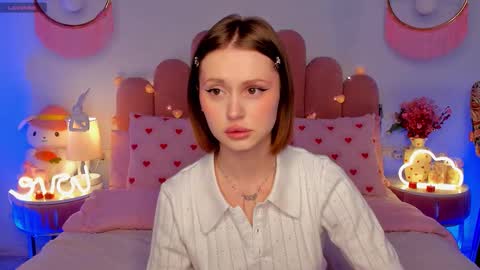 Snapshot of merylew chatting on 02/10/26, 06:28 Anna online show from 02/10/26, 06:28