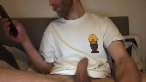 Snapshot of messageme11 chatting on 01/21/25, 09:04 messageme11 online show from 01/21/25, 09:04