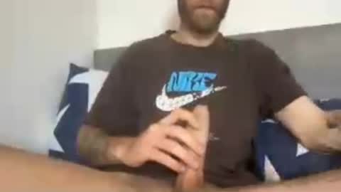 messageme11 online show from 07/24/26, 04:49
