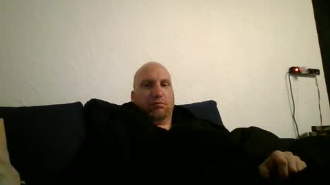 metaller123456 online show from 01/12/26, 08:36