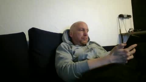 metaller123456 online show from 03/22/26, 08:01
