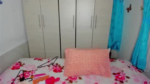 metisha_suhi online show from 02/17/25, 01:32