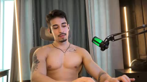 mettew22cm online show from 11/08/25, 09:09