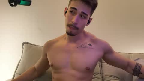 mettew22cm online show from 12/20/25, 02:51