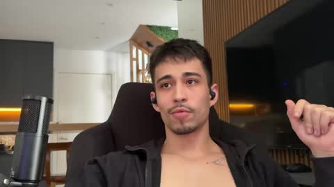 mettew22cm online show from 06/03/26, 03:17
