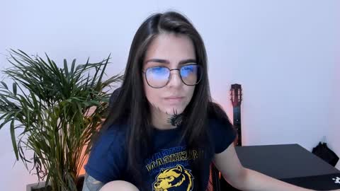 Meurif online show from 12/17/24, 06:09