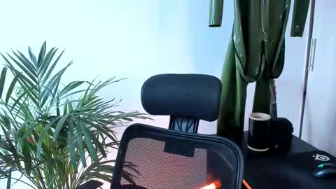 Meurif online show from 10/11/25, 03:32