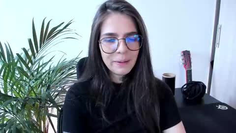 Meurif online show from 10/18/25, 03:02