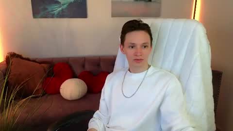 MEVERIK OUSHEN online show from 07/17/26, 08:35