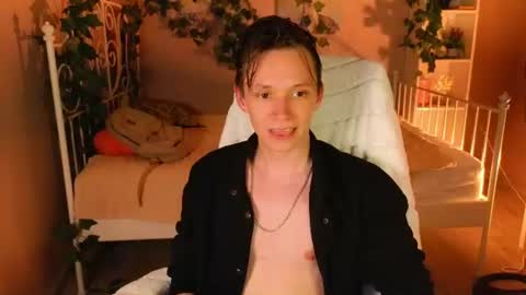 MEVERIK OUSHEN online show from 07/27/26, 09:22