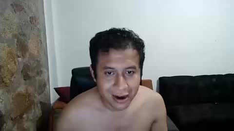 mexatre online show from 10/17/25, 02:04