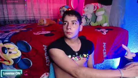 Jhon online show from 11/20/25, 03:39