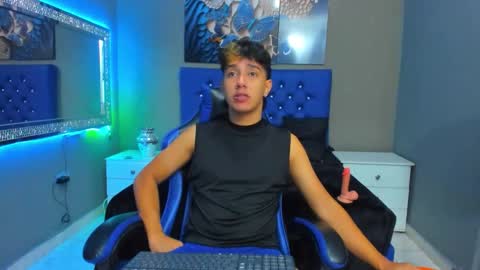 mexwilliams online show from 11/27/25, 01:13