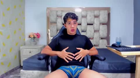 mexwilliams online show from 12/01/25, 12:43