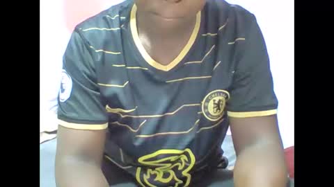 Snapshot of meybel chatting on 02/18/26, 03:57 Meybel online show from 02/18/26, 03:57