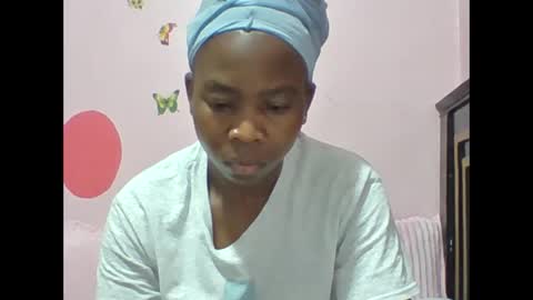 Snapshot of meybel chatting on 03/02/26, 12:13 Meybel online show from 03/02/26, 12:13