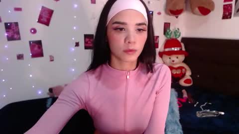 Snapshot of meygan_ chatting on 11/14/25, 01:48 meygan_ online show from 11/14/25, 01:48