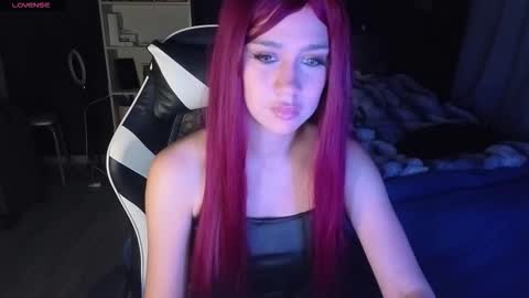 Snapshot of mezzalunaa chatting on 11/22/25, 02:54 vollmond online show from 11/22/25, 02:54