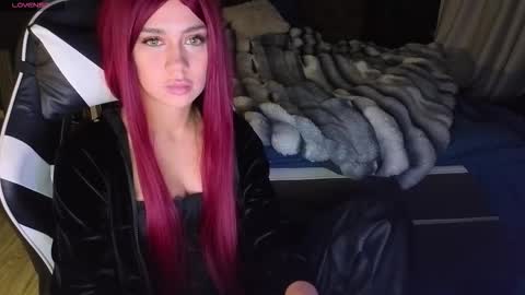 Snapshot of mezzalunaa chatting on 12/04/25, 10:18 vollmond online show from 12/04/25, 10:18