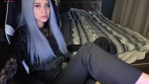 Snapshot of mezzalunaa chatting on 06/03/26, 02:33 vollmond online show from 06/03/26, 02:33