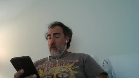 Snapshot of mfbardo1 chatting on 06/16/26, 06:43 DaddyBear4U online show from 06/16/26, 06:43