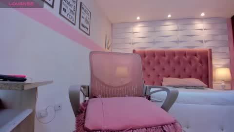 Snapshot of mhellissaw chatting on 09/26/25, 08:07 melissa online show from 09/26/25, 08:07